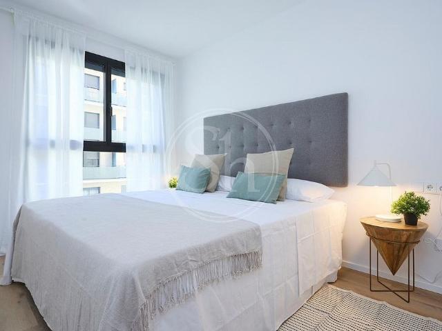 Piso en alquiler en calle De Castelao, Hospitalet de Llobregat, L´, de 75 m² 3 habitaciones por 1.790