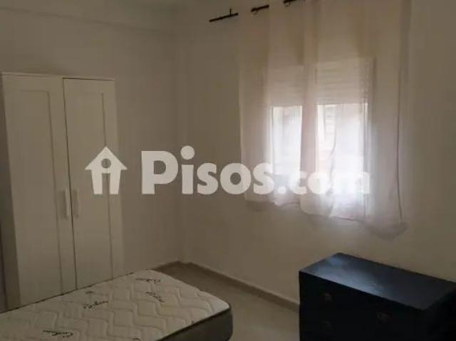 Piso en alquiler en Calle de Cañaveral