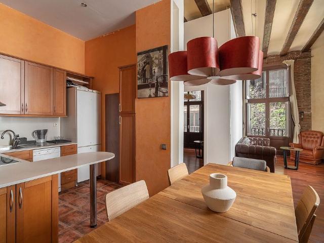 Piso en alquiler en calle De Cervantes, Barcelona, de 98 m² 3 habitaciones por 2.100