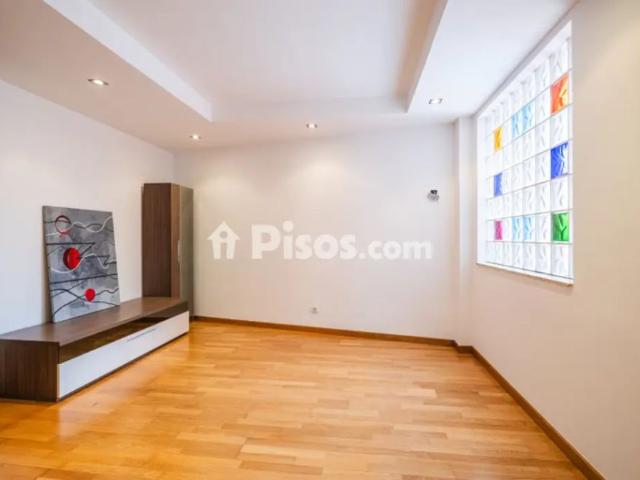 Piso en alquiler en Calle de Colón, 1