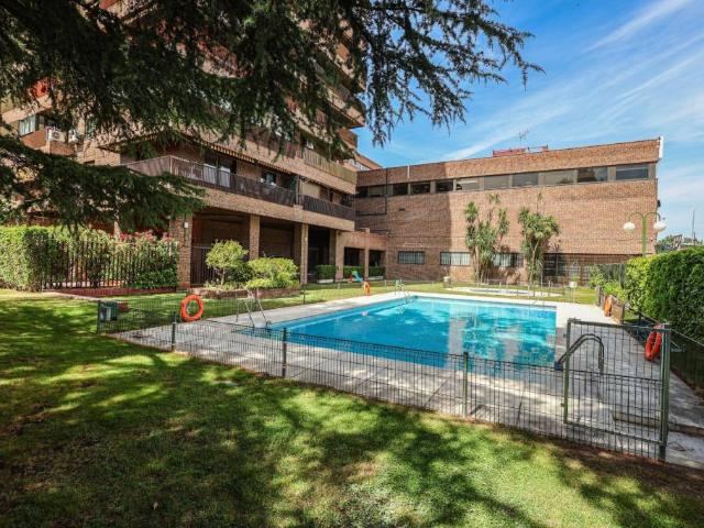 Coqueto apartamento en planta baja en La Milla de Oro, a solo un paseo de la playa y todo el ocio y servicios que te of
