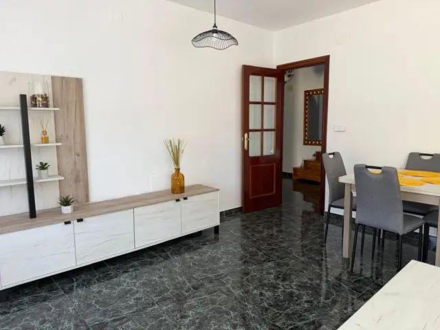 Piso en alquiler en Calle de Félix Martí Alpera, cerca de Calle Doctor Valenciano