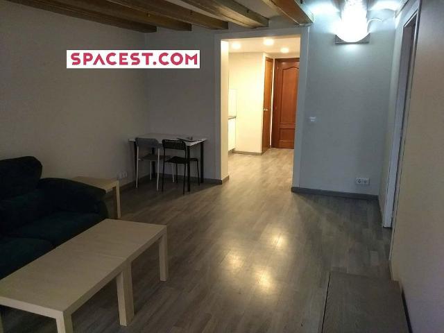 Piso en alquiler en calle De Ferran, Barcelona, de 60 m² 1 habitación por 900