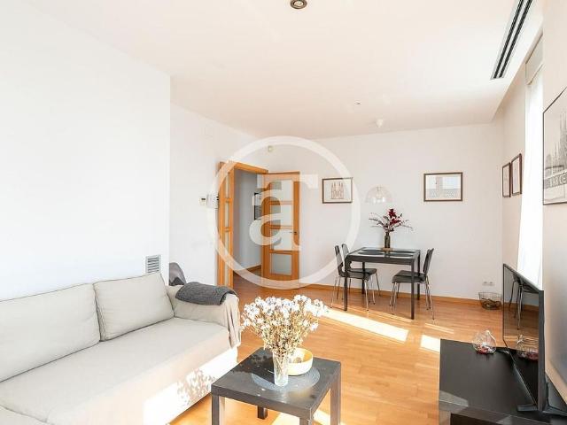 Piso en alquiler en calle De Fluvià, Barcelona, de 75 m² 2 habitaciones por 2.050