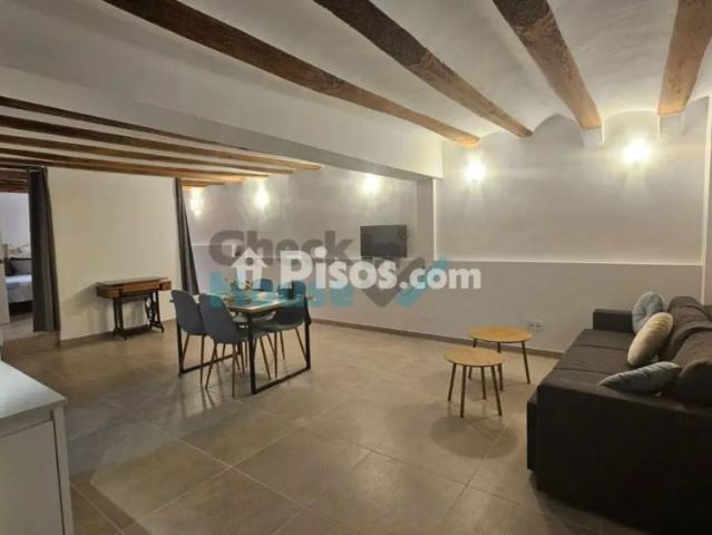 Piso en alquiler en Calle de Girona
