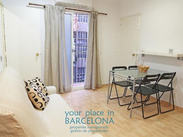 Piso en alquiler en calle De Grau i Torras, Barcelona, de 32 m² 2 habitaciones por 1.025