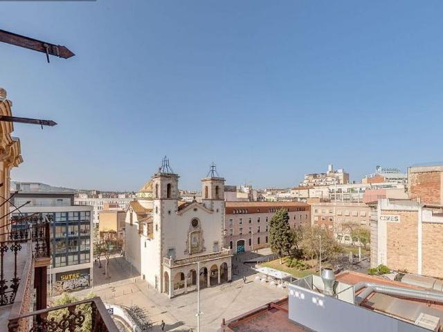 Piso en alquiler en calle De Gravina, Barcelona, de 95 m² 3 habitaciones por 3.250