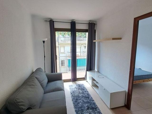 Piso en alquiler en calle De Jaume Pinent, Barcelona, de 37 m² 1 habitación por 850
