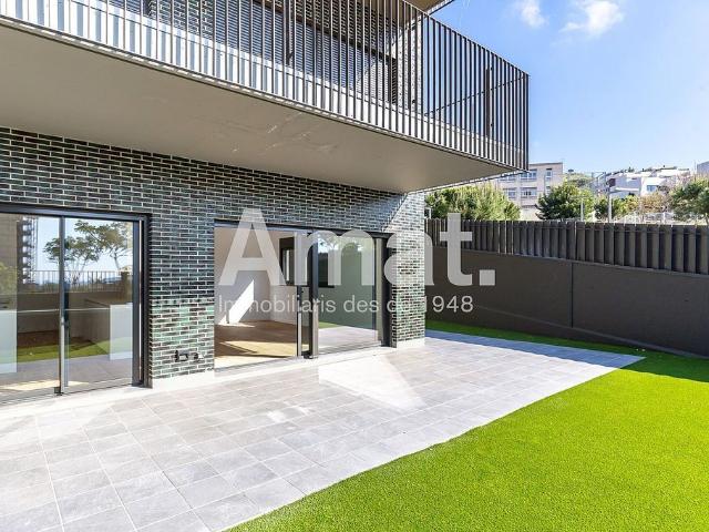 Piso en alquiler en calle De Joan de la Cierva, Esplugues de Llobregat, de 92 m² 3 habitaciones por 2.700 €