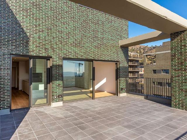 Piso en alquiler en calle De Joan Miró, Esplugues de Llobregat, de 109 m² 4 habitaciones por 5.300 €
