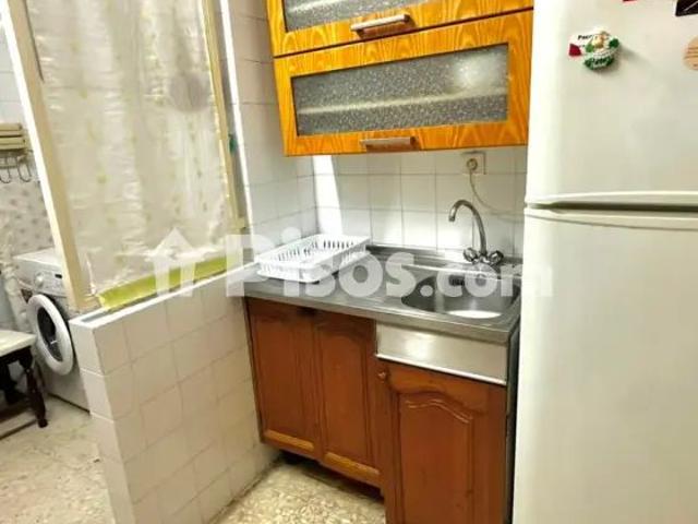 Piso en alquiler en Calle de José Díaz