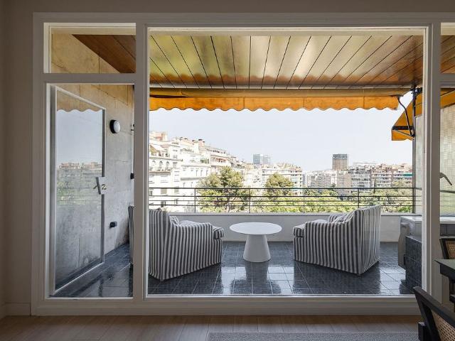 Piso en alquiler en calle De Josep Bertrand, Barcelona, de 192 m² 4 habitaciones por 6.900