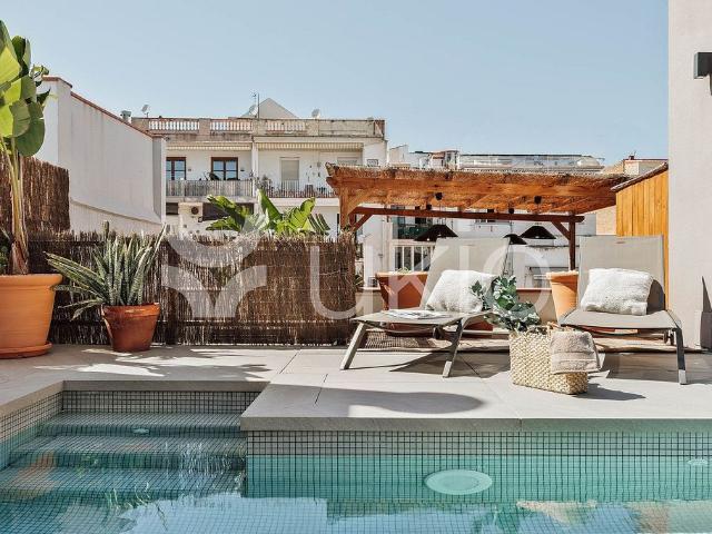 Piso en alquiler en calle De Josep Torres, Barcelona, de 60 m² 2 habitaciones por 2.440