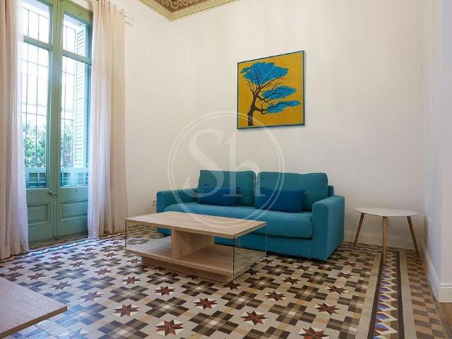 Piso en alquiler en calle De Jordà, Barcelona, de 65 m² 1 habitación por 1.750