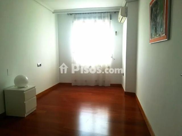 Piso en alquiler en Calle de la Madre de Dios