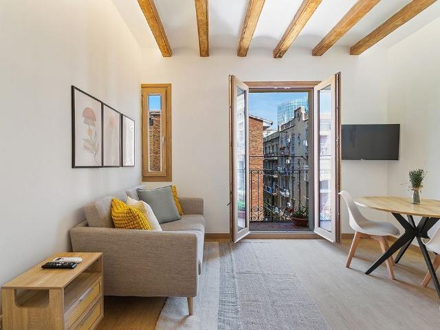 Piso en alquiler en calle De la Maquinista, Barcelona, de 44 m² 2 habitaciones por 1.600