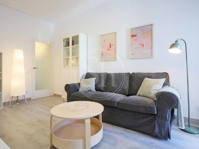 Piso en alquiler en calle De la Marina, Barcelona, de 55 m² 2 habitaciones por 1.495