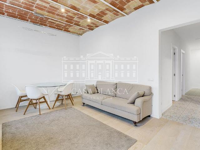 Piso en alquiler en calle De la Marina, Barcelona, de 75 m² 3 habitaciones por 2.300