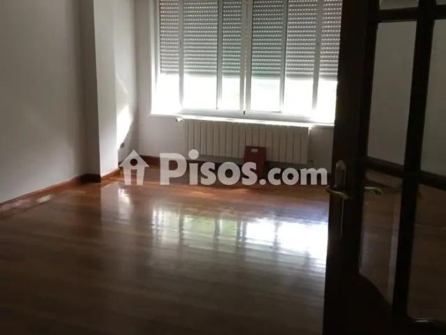 Piso en alquiler en Calle de la Almendra, 9