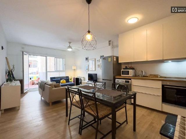 Piso en alquiler en calle De la Cendra, Barcelona, de 72 m² 2 habitaciones por 1.800