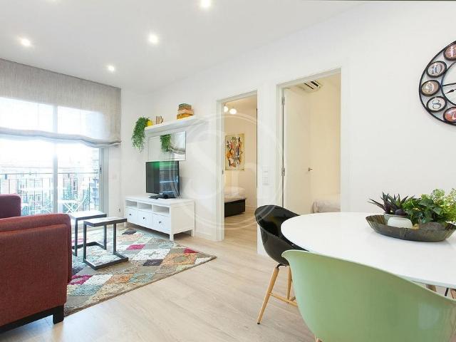 Piso en alquiler en calle De la Constitució, Barcelona, de 70 m² 3 habitaciones por 1.795