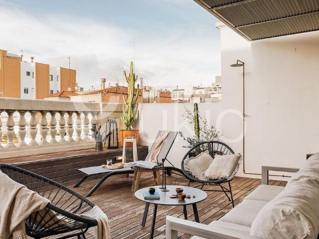 Piso en alquiler en calle De la Diputació, Barcelona, de 70 m² 2 habitaciones por 3.535