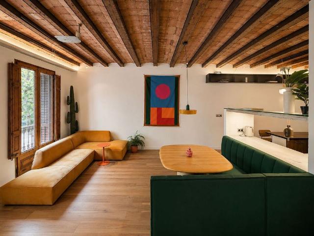 Piso en alquiler en calle De la Diputació, Barcelona, de 91 m² 2 habitaciones por 2.500