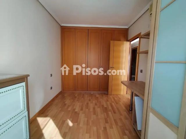 Piso en alquiler en Calle de la Florida