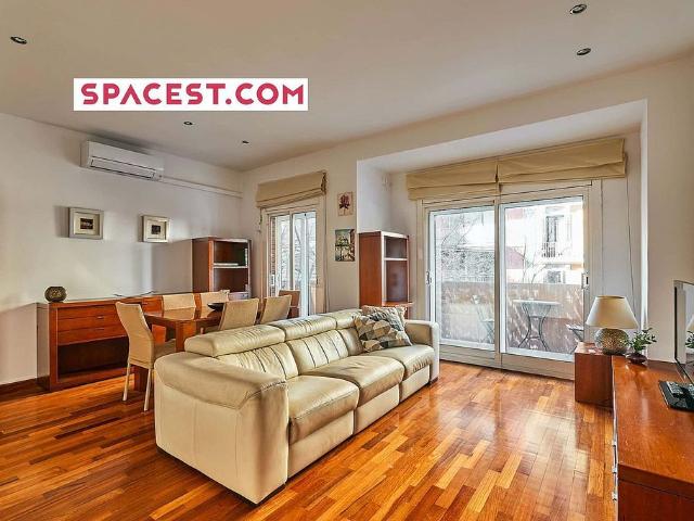 Piso en alquiler en calle De la Indústria, Barcelona, de 85 m² 2 habitaciones por 1.600