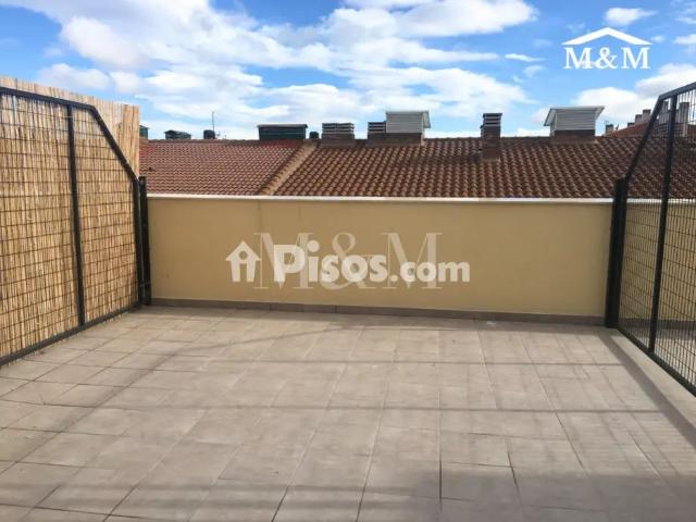 Piso en alquiler en Calle de la Luna