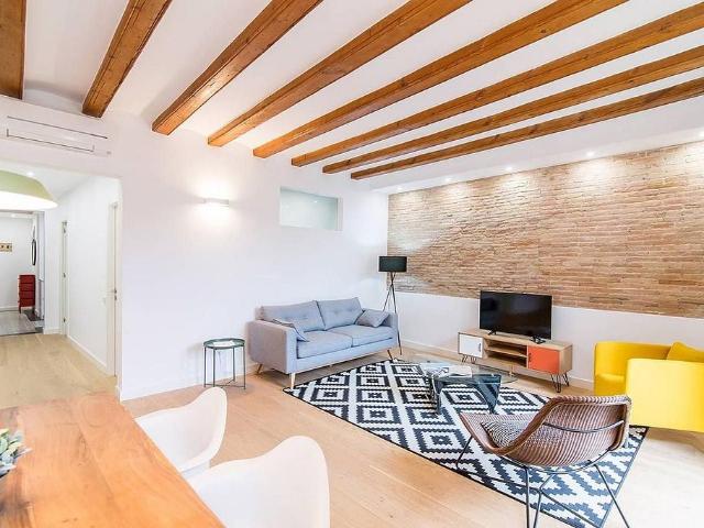 Piso en alquiler en calle De la Lleona, Barcelona, de 98 m² 2 habitaciones por 1.629