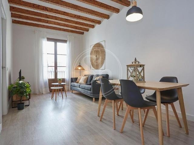 Piso en alquiler en calle De la Paloma, Barcelona, de 58 m² 2 habitaciones por 1.550 €