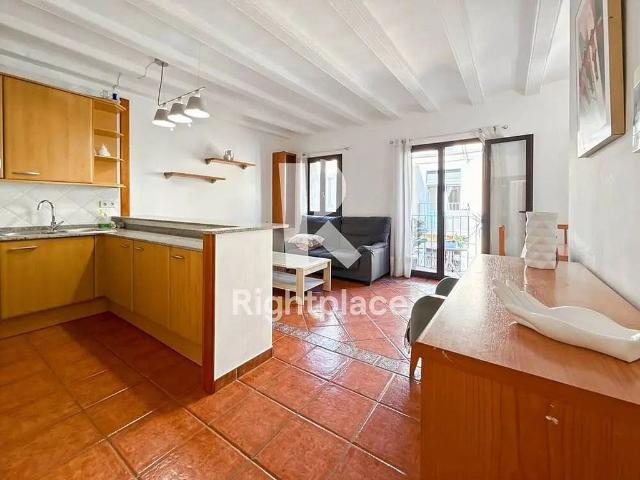 Piso en alquiler en calle De la Pescateria, Barcelona, de 53 m² 2 habitaciones por 1.321