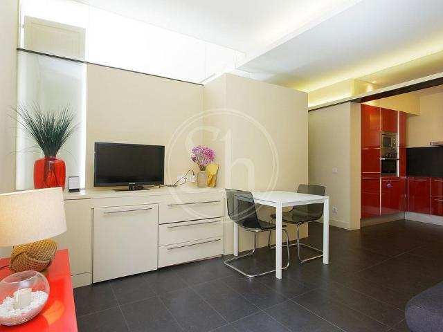 Piso en alquiler en calle De la Princesa, Barcelona, de 65 m² 1 habitación por 1.395