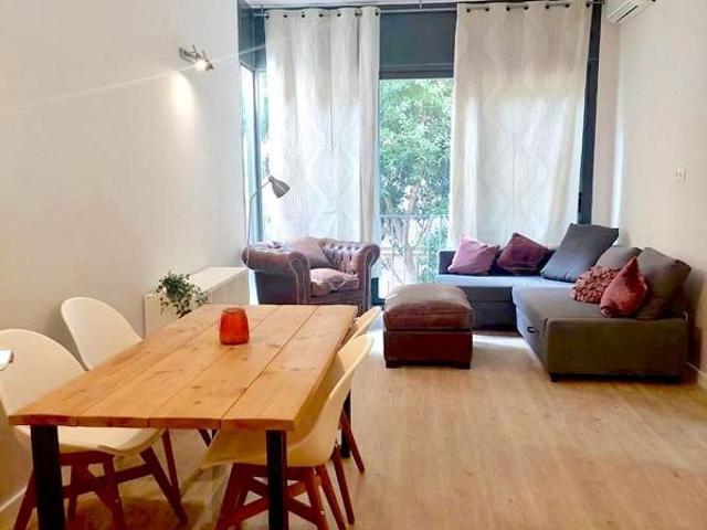 Piso en alquiler en calle De la Reina Amàlia, Barcelona, de 83 m² 3 habitaciones por 2.000