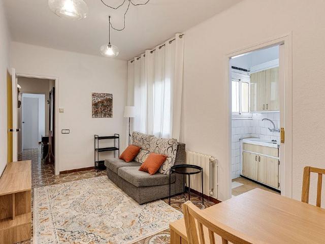 Piso en alquiler en calle De la Riera Blanca, Barcelona, de 50 m² 2 habitaciones por 1.350