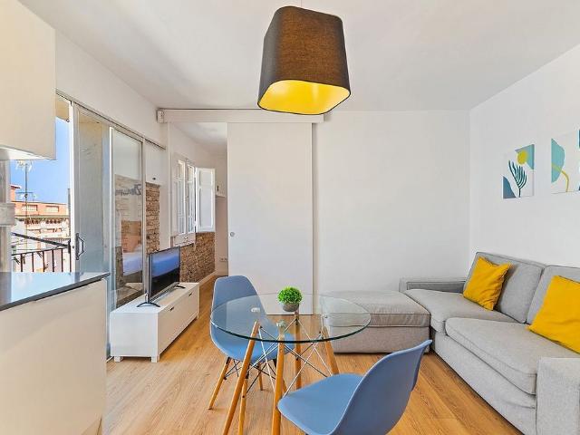 Piso en alquiler en calle De la Sal, Barcelona, de 35 m² 1 habitación por 1.000