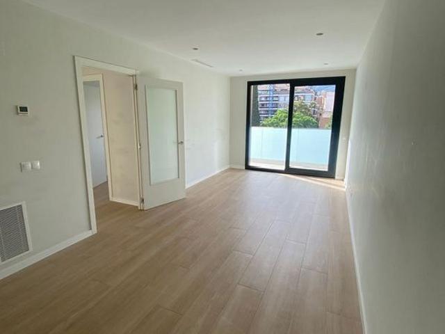 Piso en alquiler en calle De Laforja, Barcelona, de 97 m² 3 habitaciones por 2.740