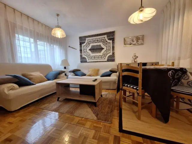 Piso en alquiler en Calle de las Membrilleras, 11