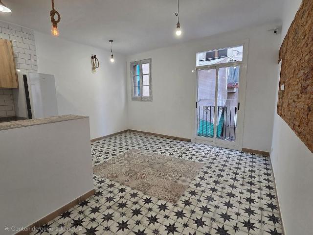 Piso en alquiler en calle De L'argenter, Barcelona, de 51 m² 2 habitaciones por 1.217
