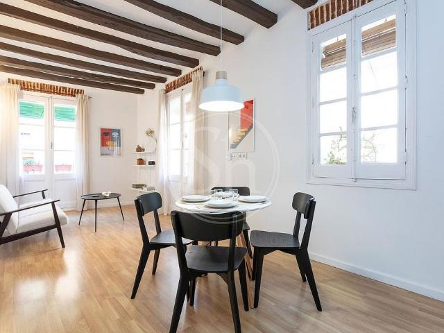 Piso en alquiler en calle De Les Carretes, Barcelona, de 58 m² 2 habitaciones por 1.295
