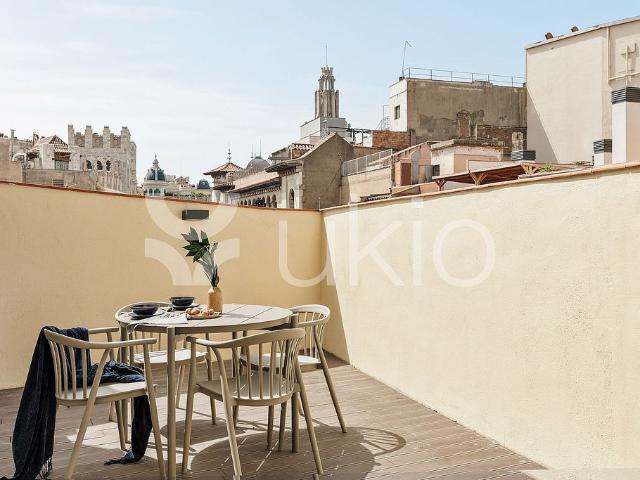 Piso en alquiler en calle De Les Jonqueres, Barcelona, de 55 m² 1 habitación por 2.255