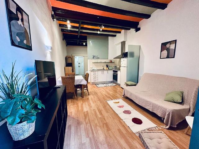 Piso en alquiler en calle De Les Ramelleres, Barcelona, de 43 m² 1 habitación por 896