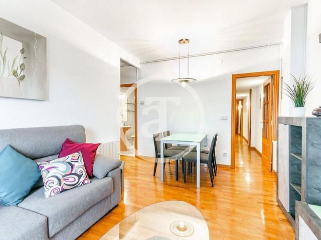 Piso en alquiler en calle De L'escorial, Barcelona, de 75 m² 3 habitaciones por 1.850
