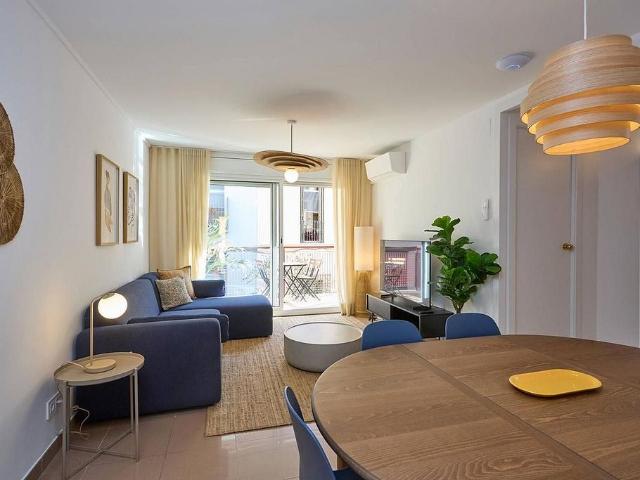 Piso en alquiler en calle De L'església, Hospitalet de Llobregat, L´, de 91 m² 3 habitaciones por 1.387