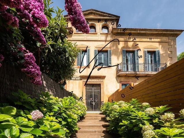 Piso en alquiler en calle De L'esperança, Barcelona, de 165 m² 3 habitaciones por 7.900