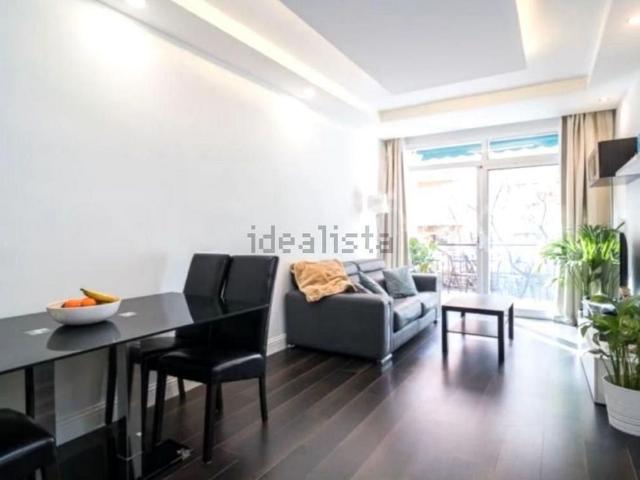 Piso en alquiler en calle De L'equador, Barcelona, de 78 m² 3 habitaciones por 1.990