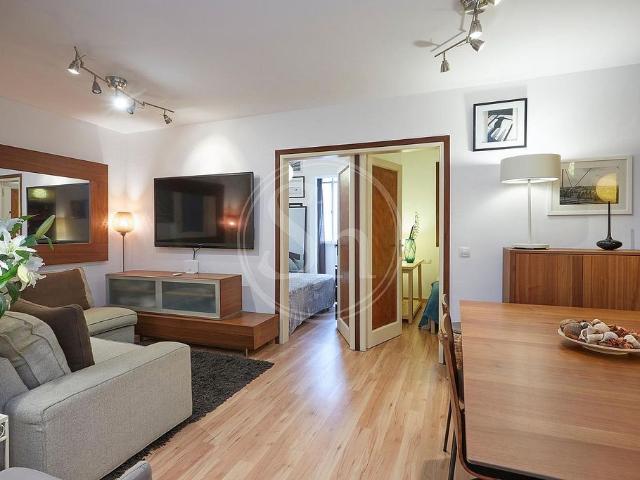 Piso en alquiler en calle De Los Castillejos, Barcelona, de 40 m² 2 habitaciones por 1.450