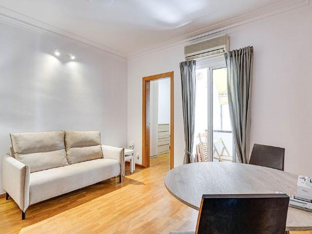 Piso en alquiler en calle De Los Castillejos, Barcelona, de 70 m² 3 habitaciones por 1.500