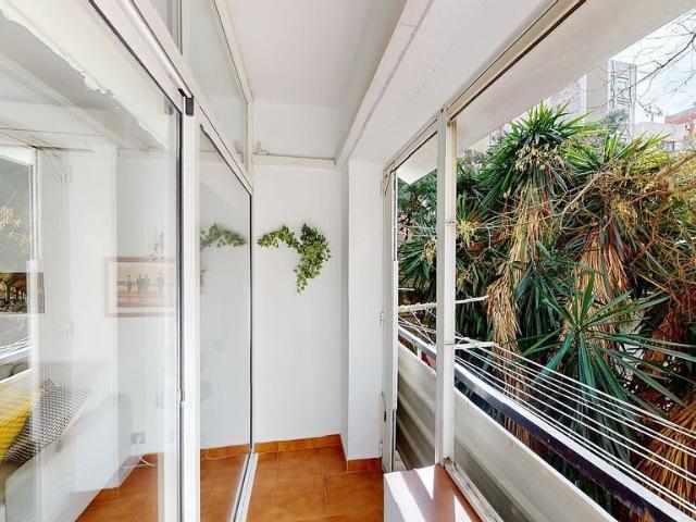 Piso en alquiler en calle De Los Castillejos, Barcelona, de 71 m² 3 habitaciones por 2.200